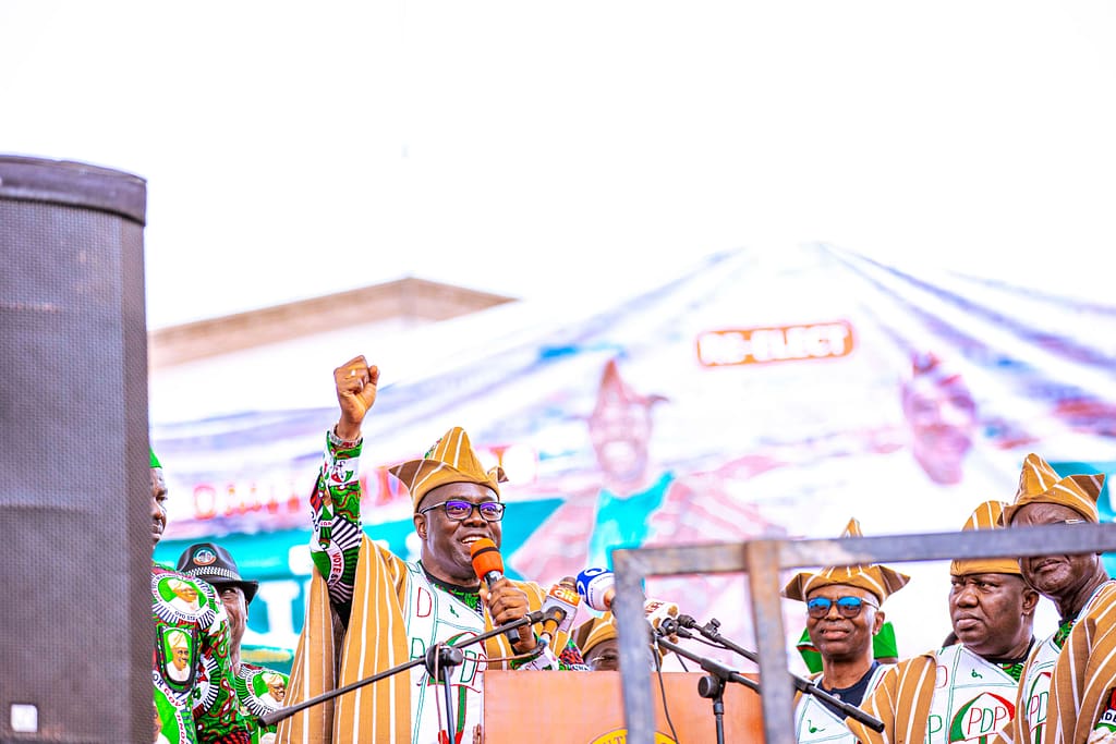 Governor Seyi Makinde delivering his remarks at the Oyo State PDP Official Campaign Flag-Off on January 5, 2023