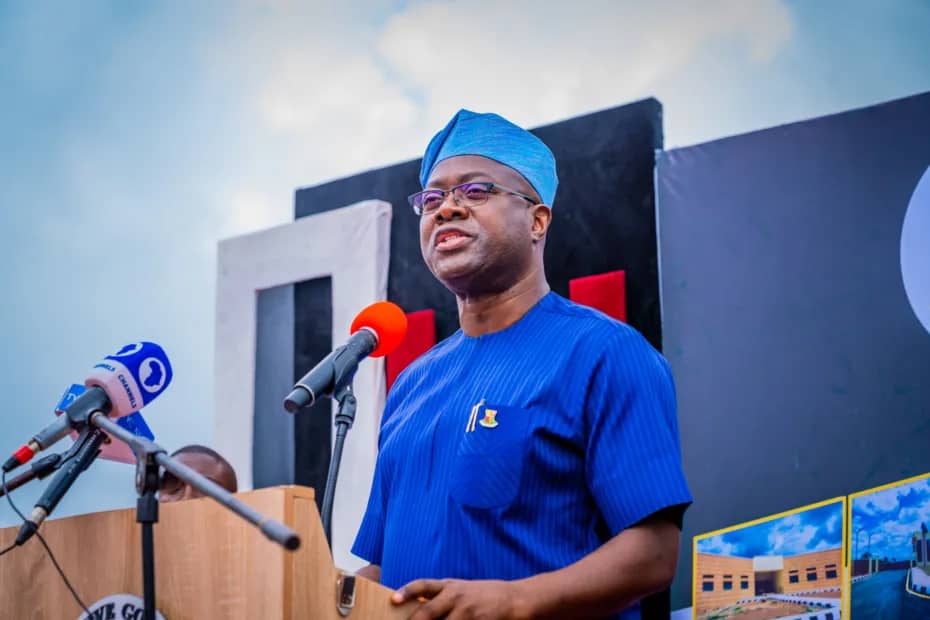 Governor Seyi Makinde delivering his remarks at the inauguration of LAUTECH Iseyin Campus on 15 September, 2023